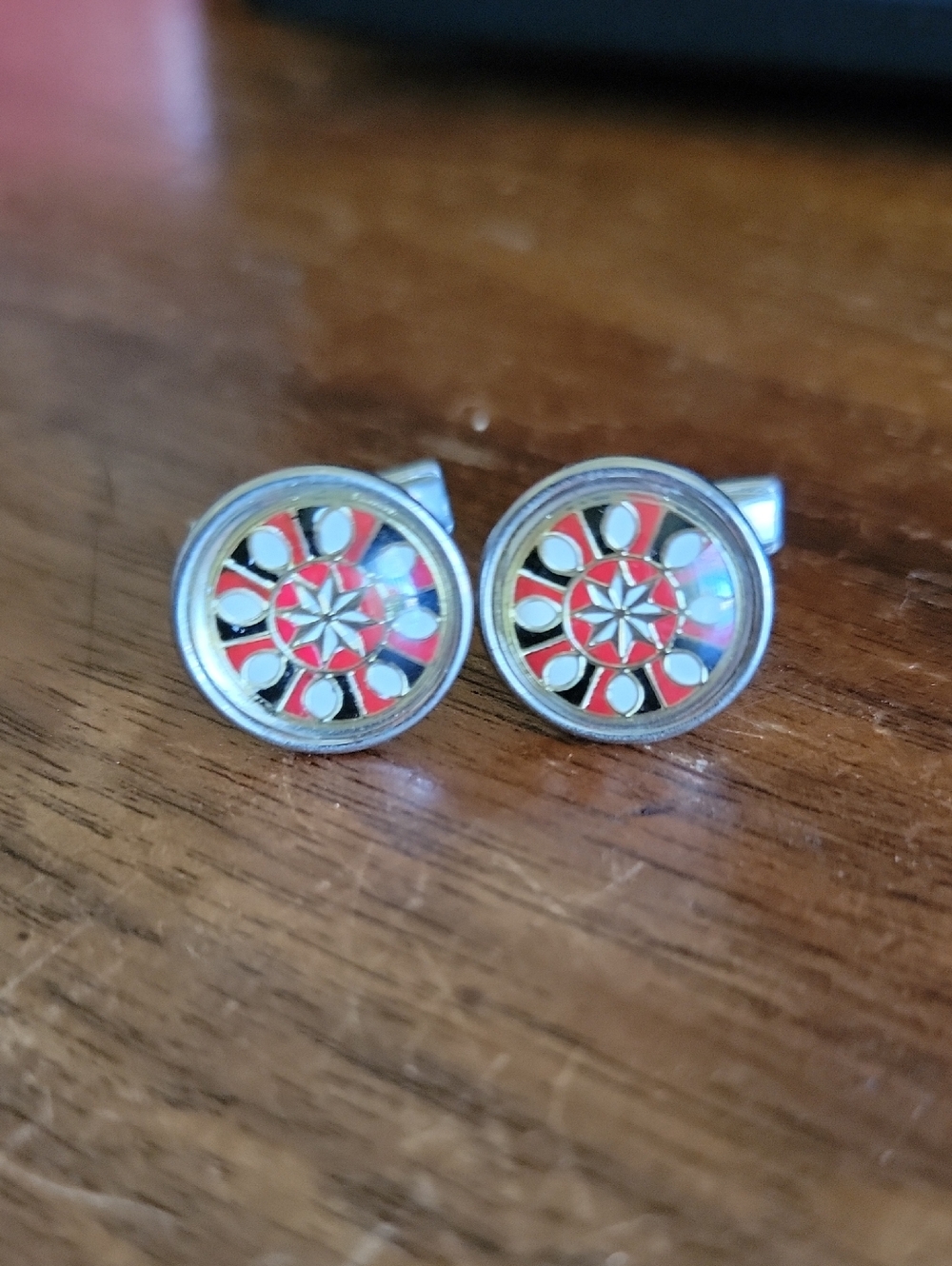 Cufflinks